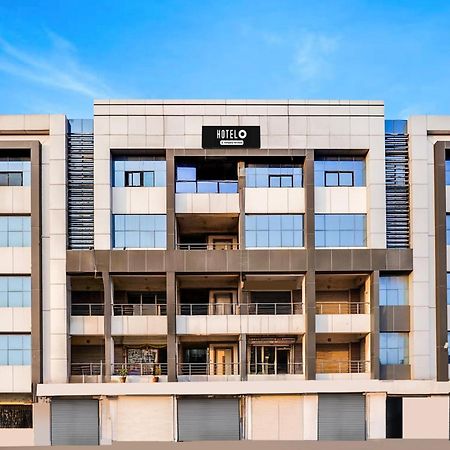 Hotel O Vanya Palace Ahmadabad Zewnętrze zdjęcie